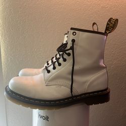 Size 11 - Doc Martens 1460 Men’s Boot