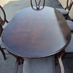 Oval Dark Wood Dining Set 65"x44" Ext to 105" Two 20" Leaves 8 Chairs