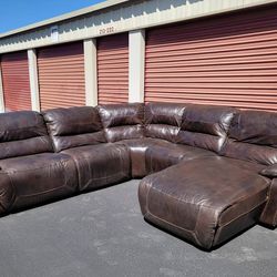 Leather Sectional w/ Recliners