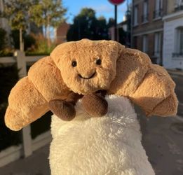 New Croissant 9” Sweet Cute Soft Plush Toy Doll Gift
