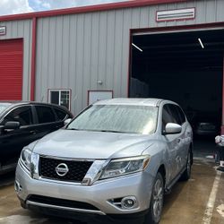 2013 Nissan Pathfinder