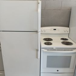 Combo GE Coil Stove And Top And Bottom Fridge Perfect Condition And Warranty 