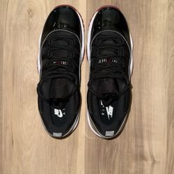 Jordan 11 Low Bred’s Size 6.5 Boys