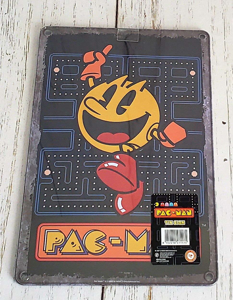 Pac-Man Tin Sign - Jumping Pac Man on Gameboard 8 x 12 Arcade Gamer Decor NEW