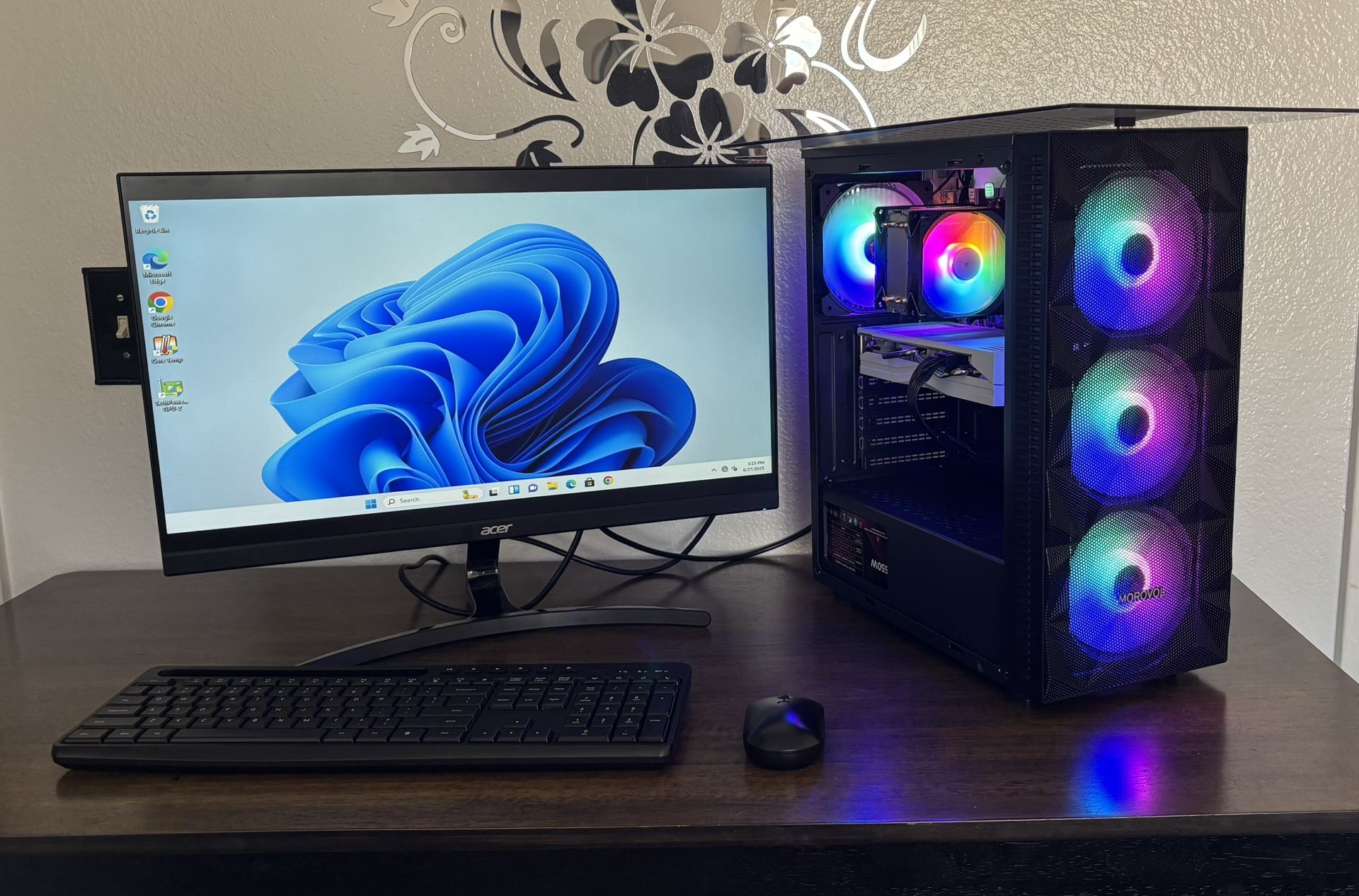 Gaming Pc, Complete Set, Or Pc Only. HABLO ESPANOL. No TRADES. CASH ONLY.