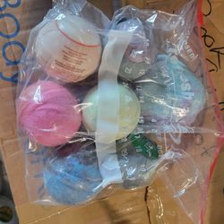 Assortment Of Bath Bombs