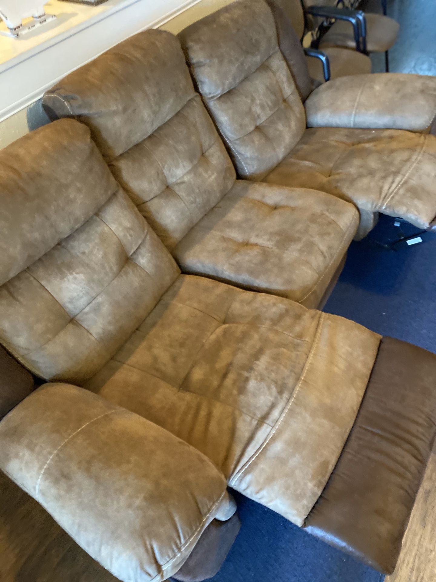 Man Wah Furniture Couch & Love Seat