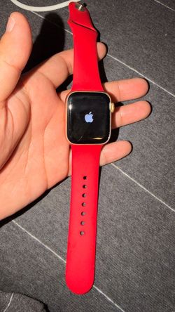 Apple Watch SE with Red Sport Band WIFI