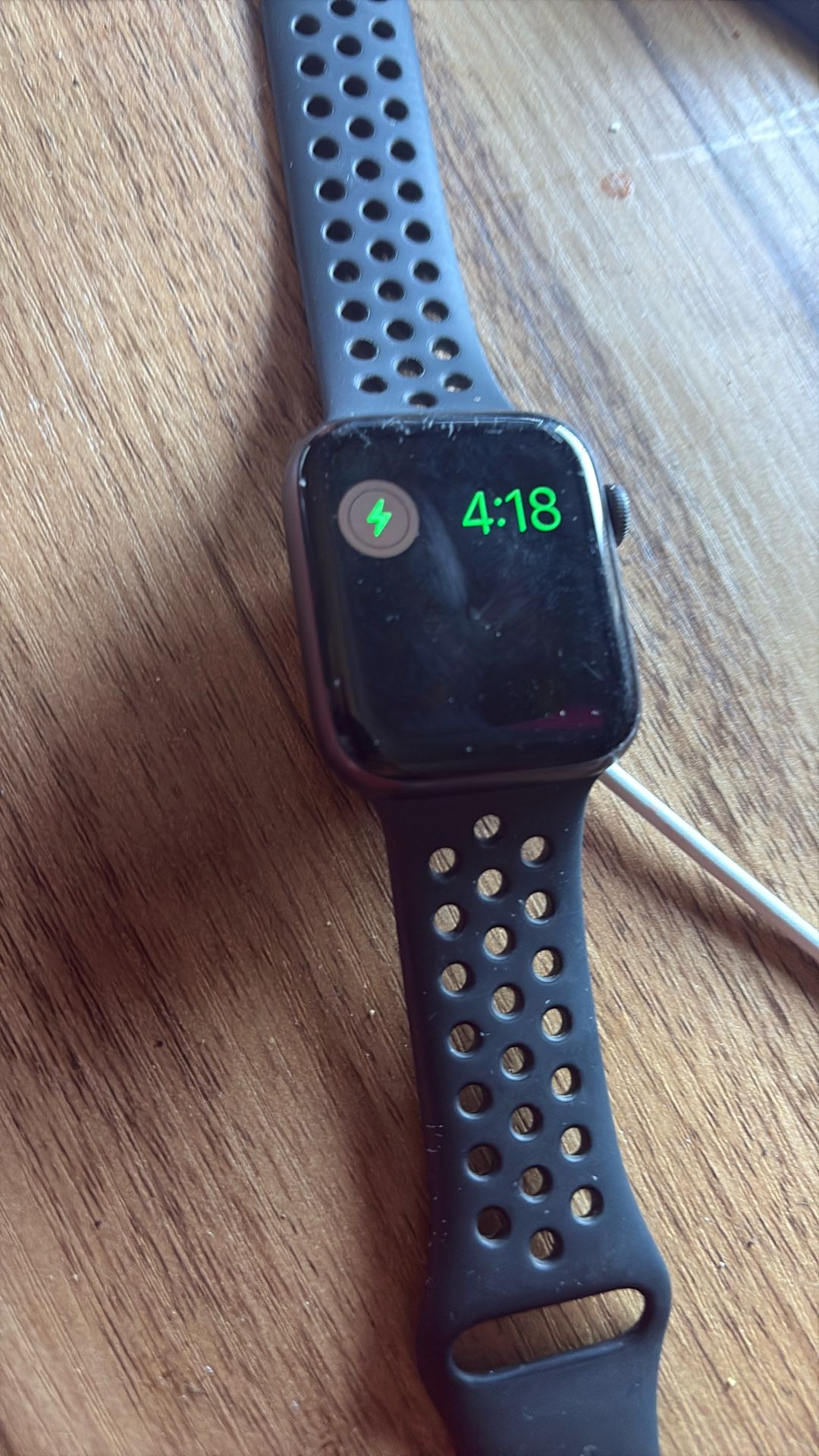 Apple Watch Series 5 44mm
