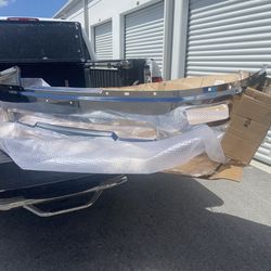 Ram 1500 chrome front bumper with fog lights