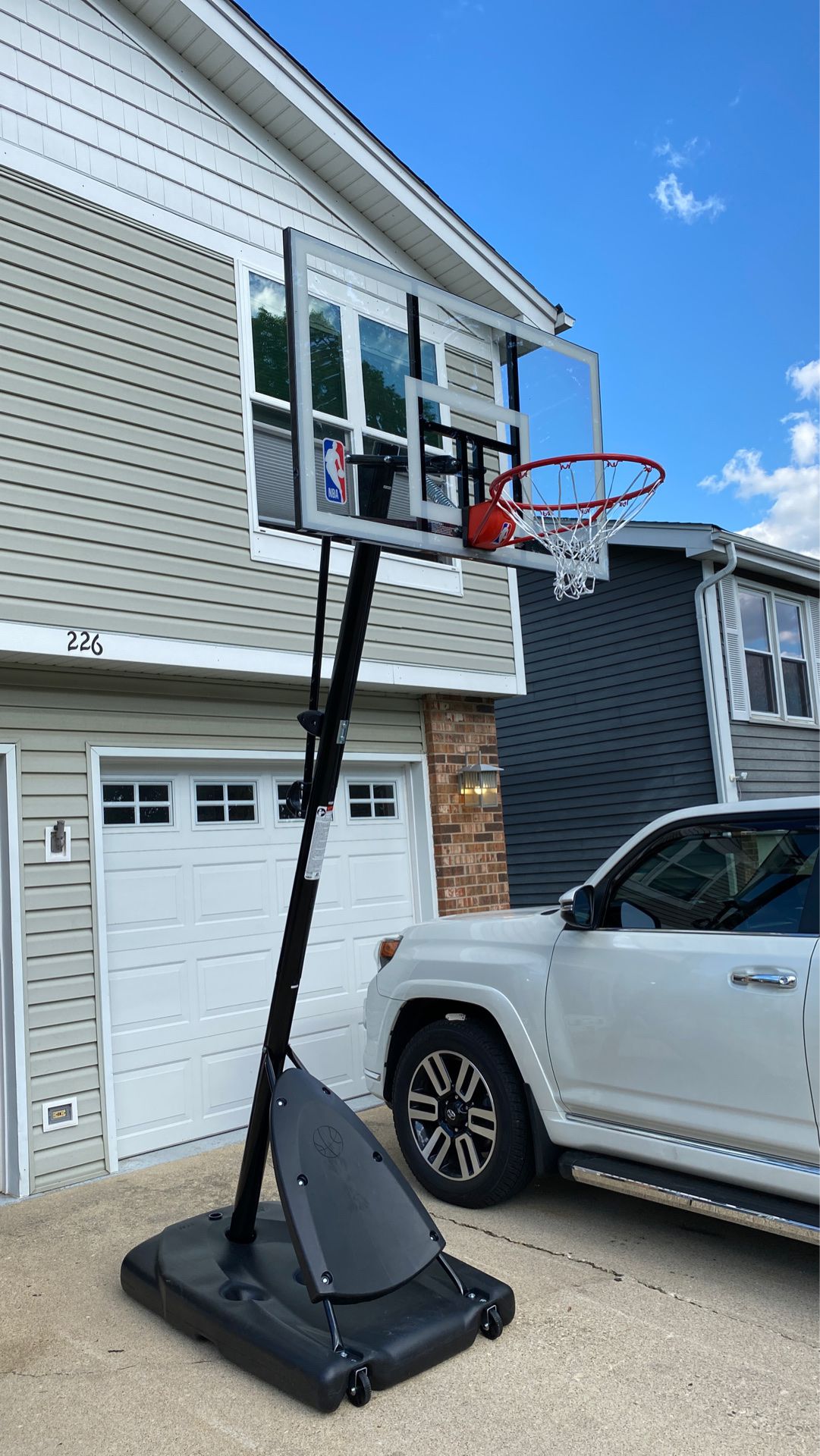 BRAND NEW 54” Spalding Basketball Hoop