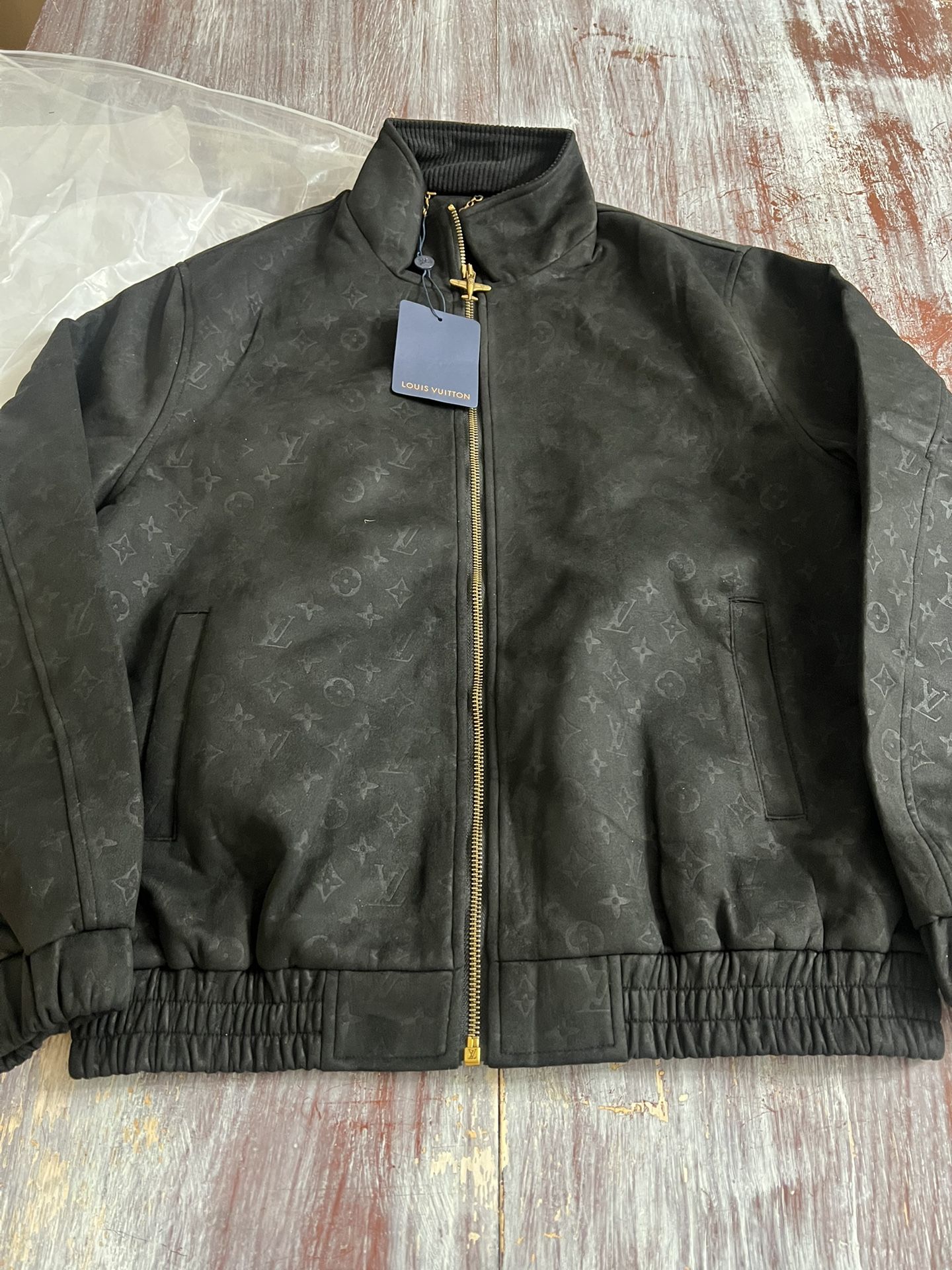 LV Men’s Jacket Sz Large