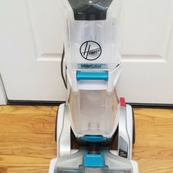 NEW  HOOVER SHAMPOO CARPET CLEANING SHAMPOO SYSTEM. , WORKS EXCELLENT.  , IN THE BOX 