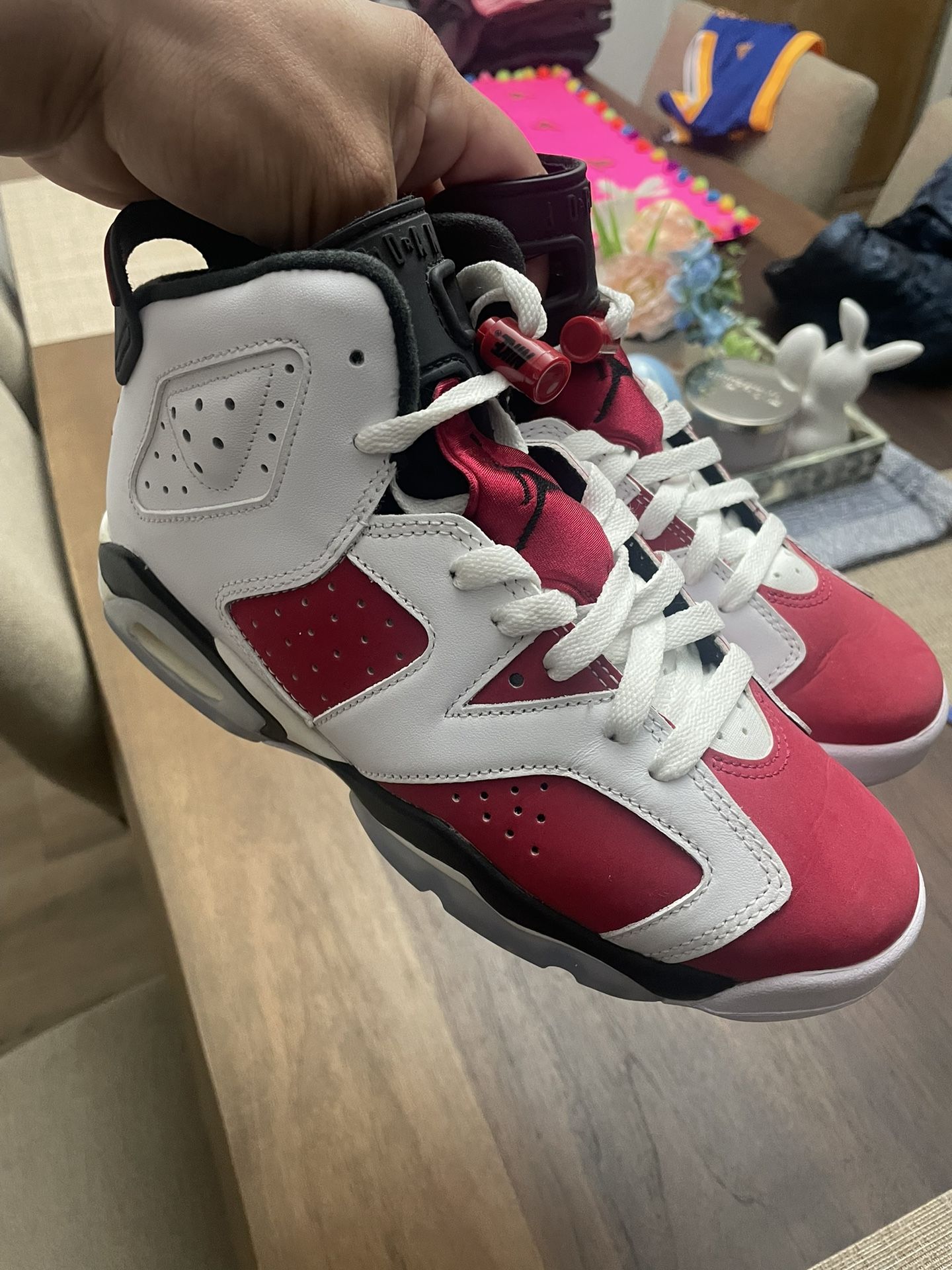 Jordan carmine retro 6s