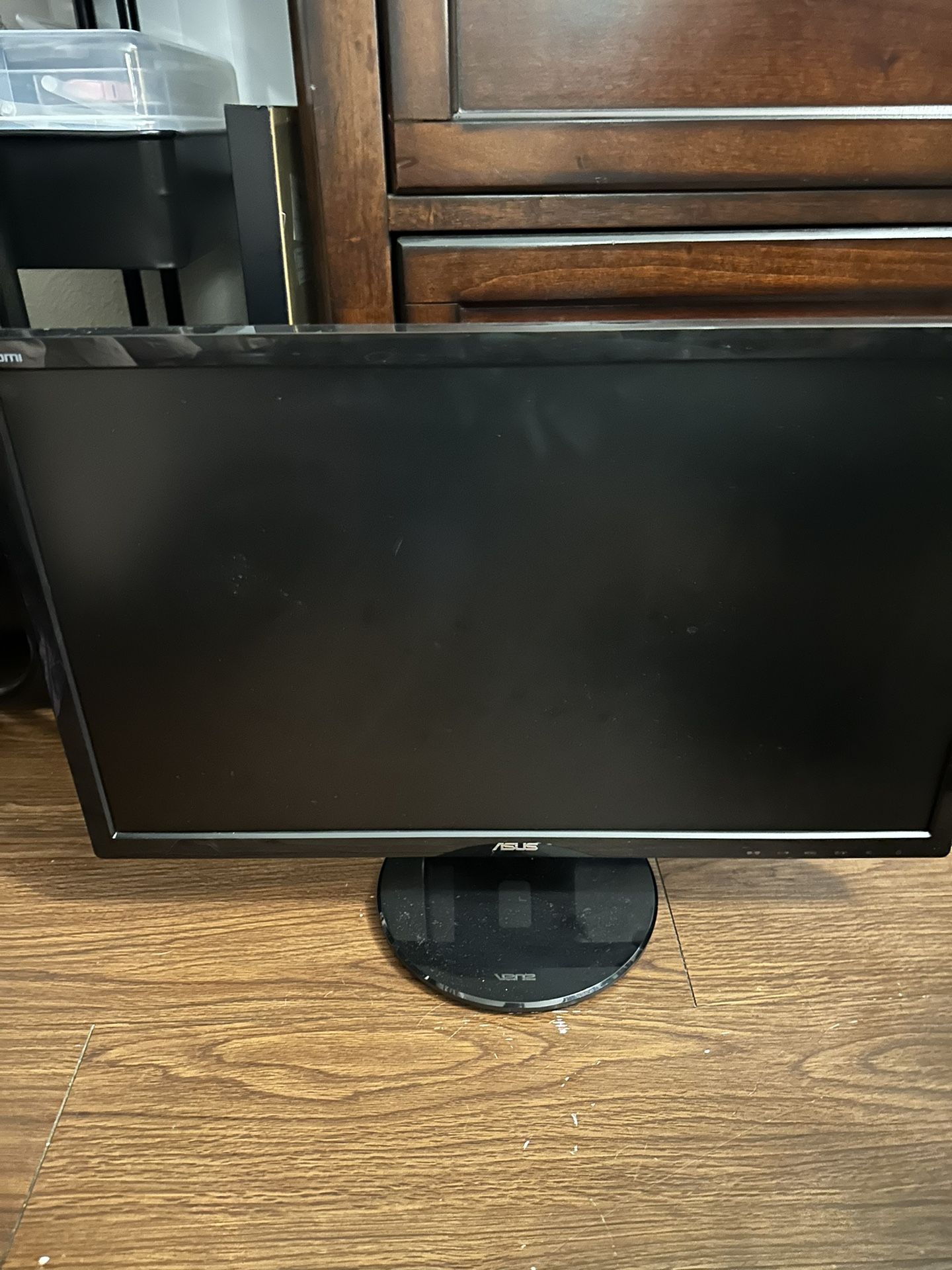 ASUS Monitor with cables 22” X 13”