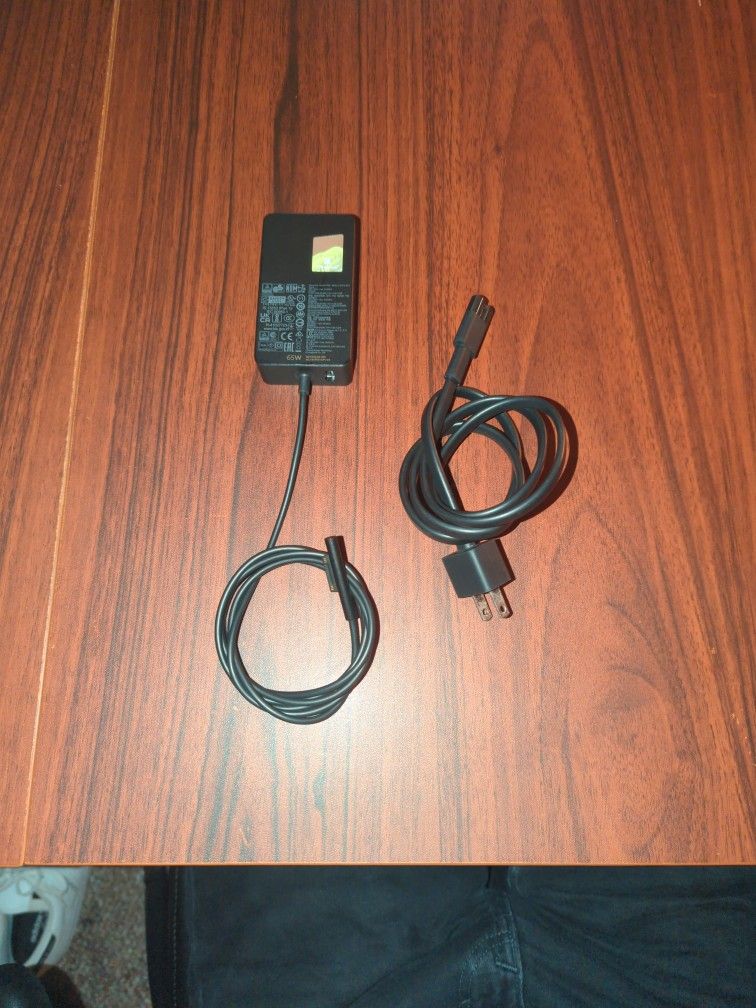 Microsoft Surface Laptop/Tablet 65 Watt Charger