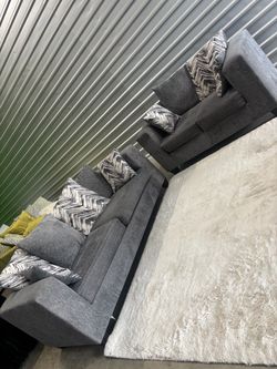 Grey 2pc sofa couch set (DELIVERY AVAILABLE)
