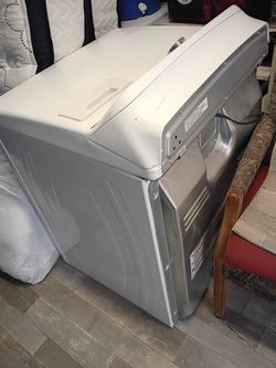 Like new Maytag Gas dryer