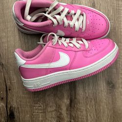 Nike Girl Shoes 