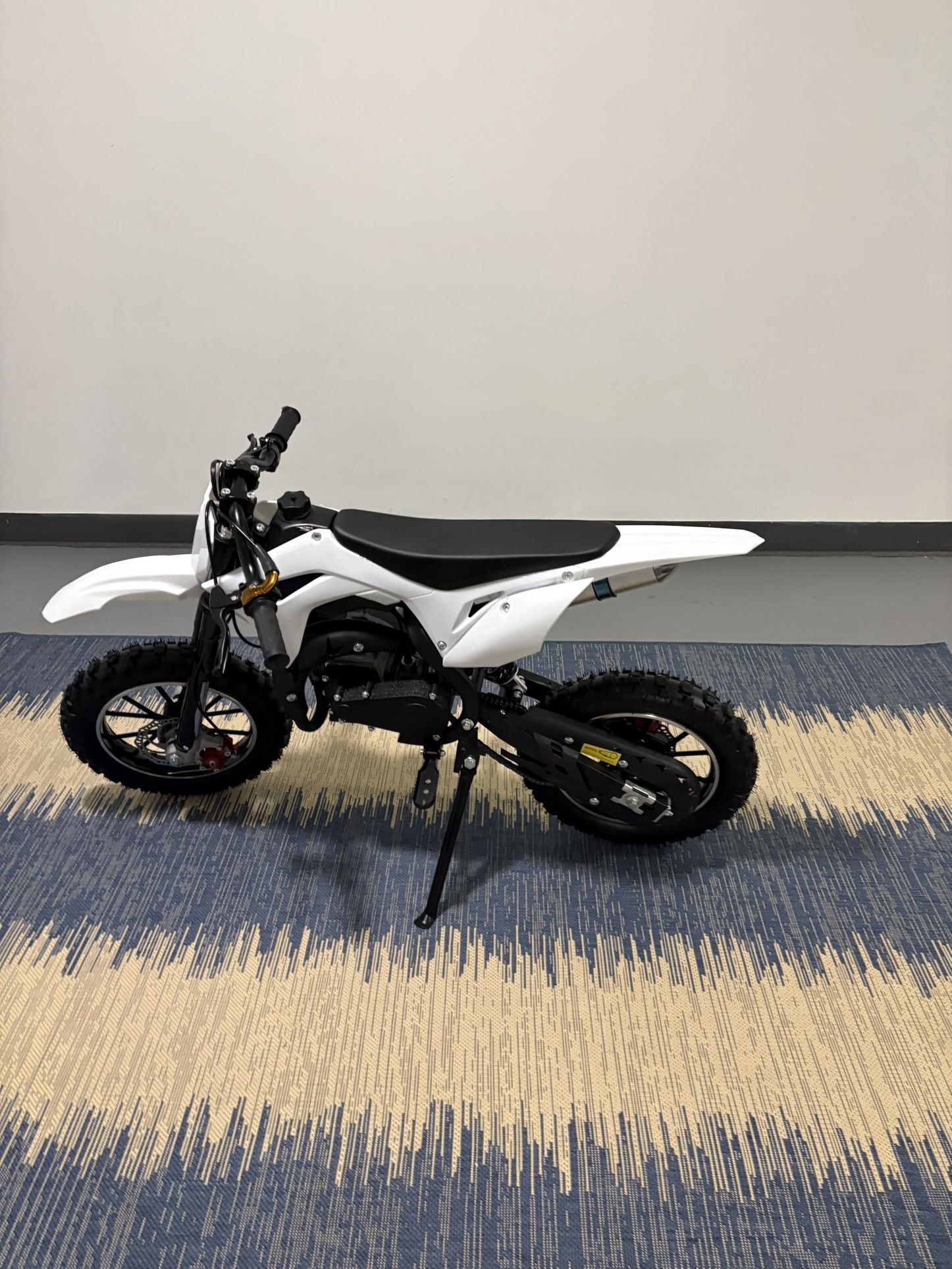 Brand New Dirt Bike -White