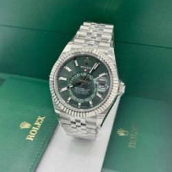 Rolex Skydweller 336934 42mm Green Dial Stainless Steel 2025 Box & Papers