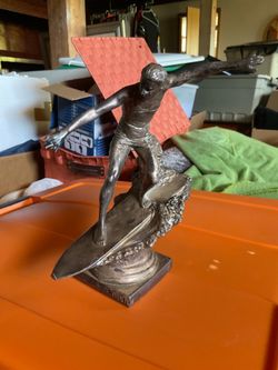 Vintage Waikiki Surfer Trophy Sculpture – 9” Bronze Finish Hawaiian Surf Statue