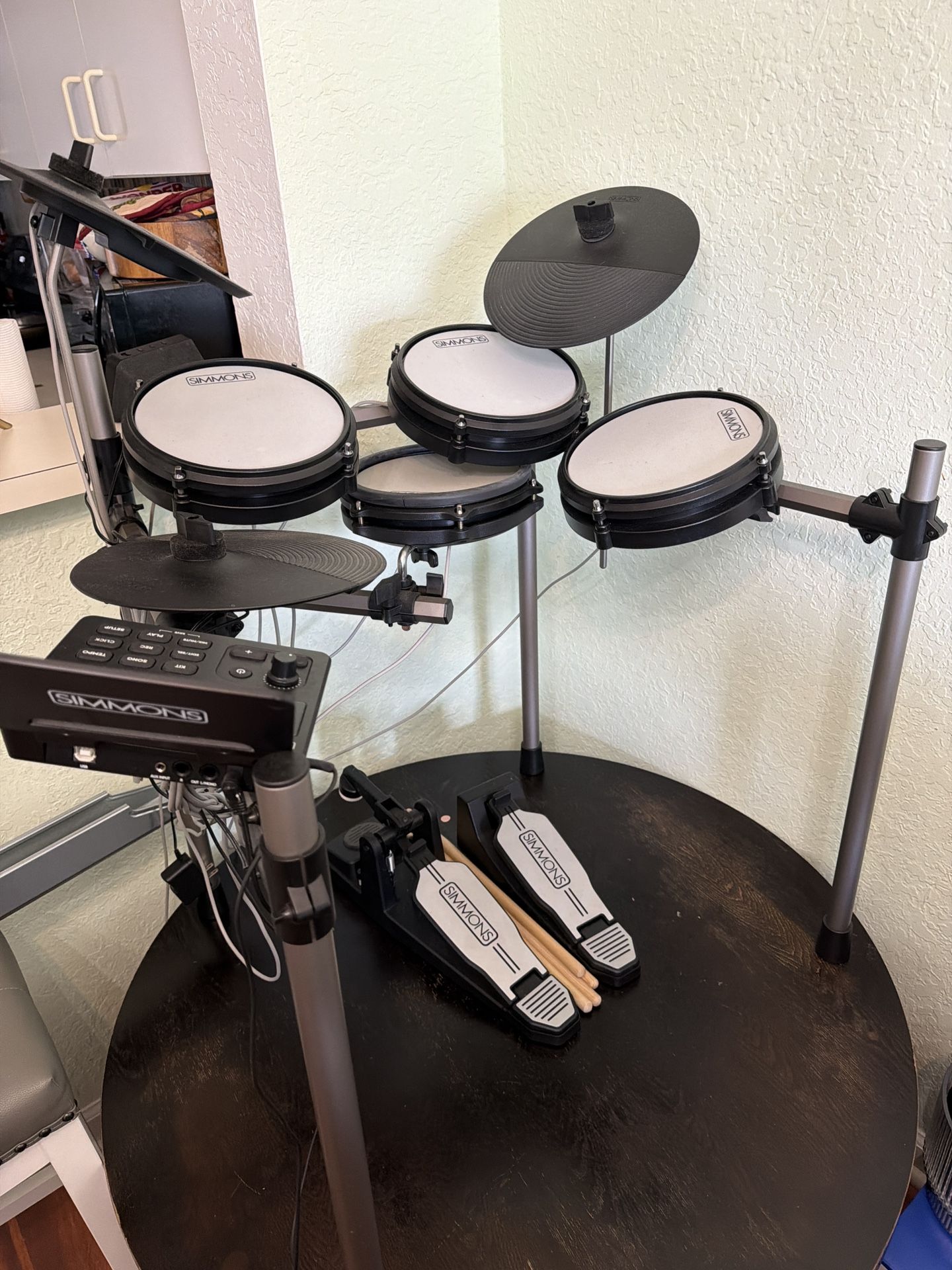 ✨ Brand New Simmons Electronic Drum Set – Never Used – Complete Kit! ✨
