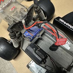 Traxxs Car