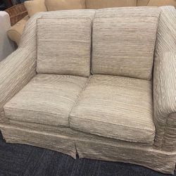 Ebanista Loveseat 
