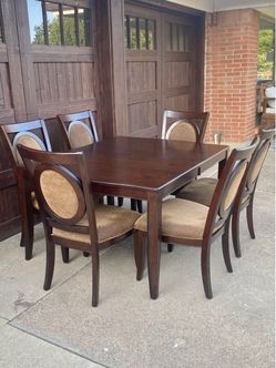 Dining table and 6 chairs