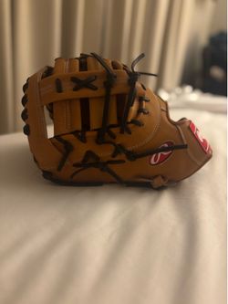 Lefty Rawlings Heart of the Hide 1B glove