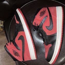 Air Jordan 1 Mid ‘Reverse Banned'| size 10
