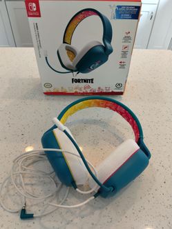 Brand new fortnite gaming headset for Nintendo switch
