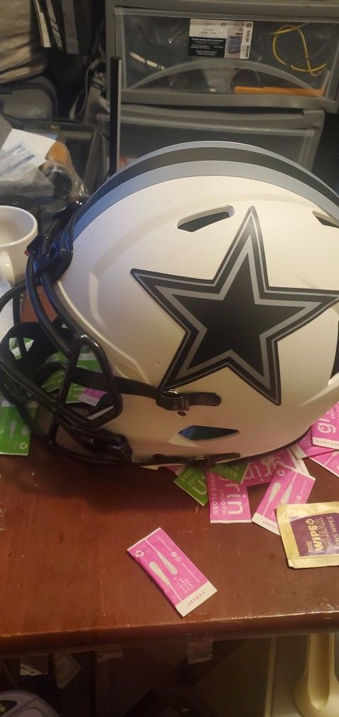 Autographed Dallas Cowboys FOOTBALL HELMETS