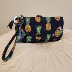 Vera Bradley Wristlet 
