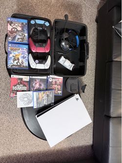 PLAYSTATION 5 BUNDLE