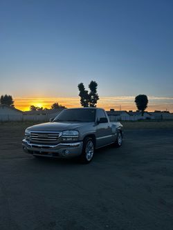 2005 GMC Sierra