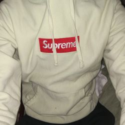 Unisex SUPREME HOODIE!