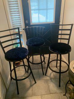 Barstools-set of 3