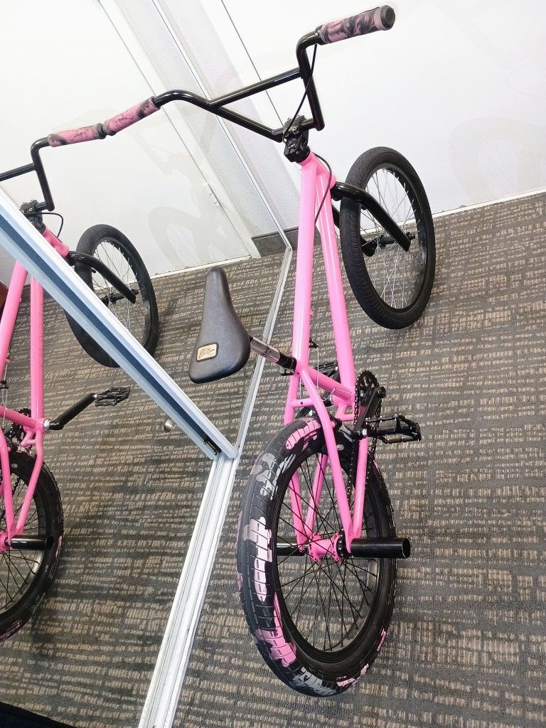 ELITE BMX BIKE 