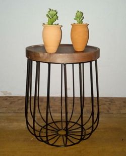 Side table/storage