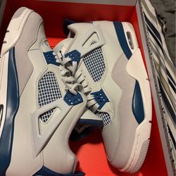 Jordan 4 military blue