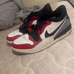 Nike Air Jordan Chicago Lows 