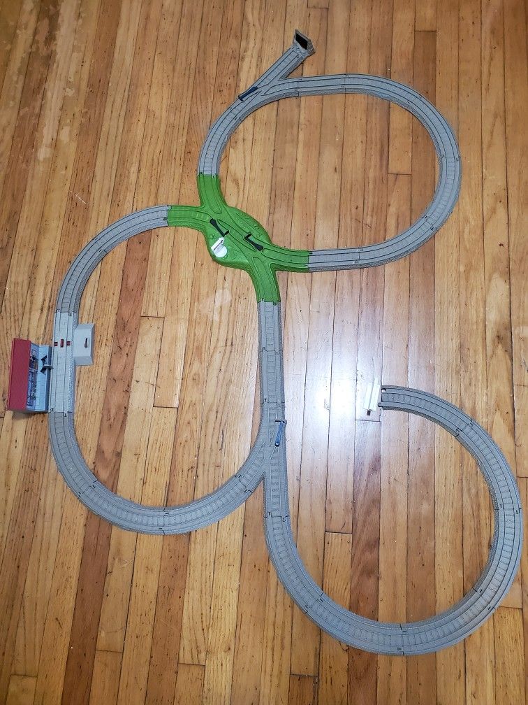 Thomas And Friends Delux Signal Starter Set