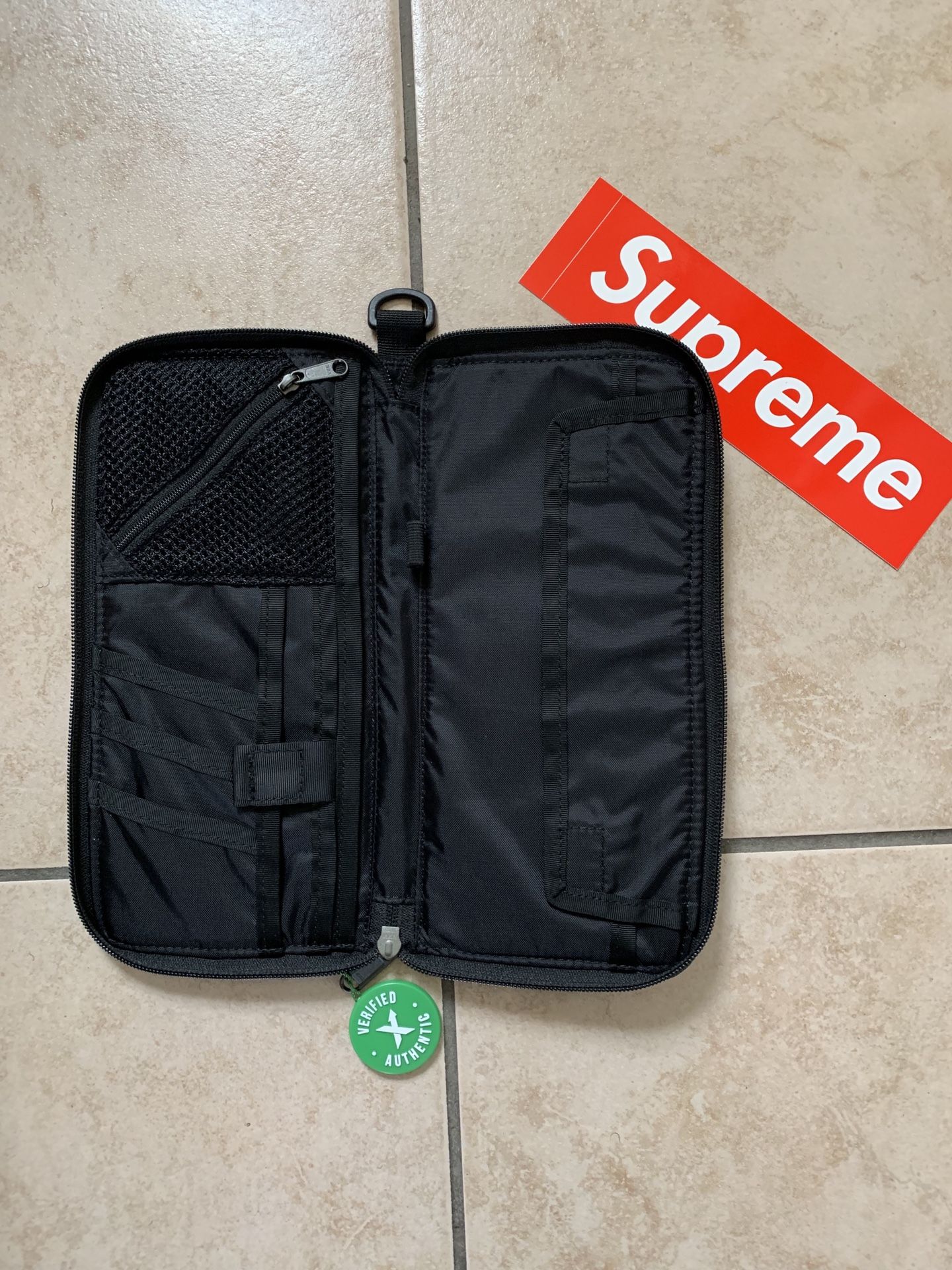 Supreme x The North Face (2019) Wallet Fold
