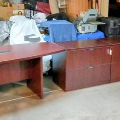 (2016) Offices To Go (4-Set) Executive Cherry Wood Oval Conference Desk And (3) Matching Filing Cabinets W/ Keys For Sale!!!