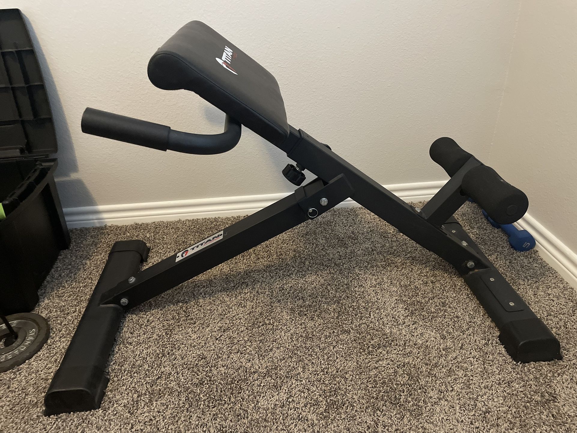 Titan Fitness Hyper Back Extension Bench