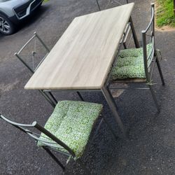 Kitchen Table With 4 Chairs
