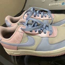 Women Nikes 
