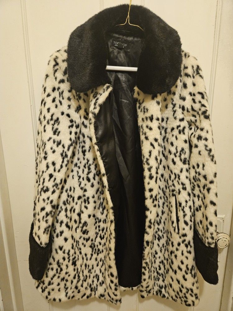 Topshop Faux Fur Dalmatian Print Coat - Size US 4